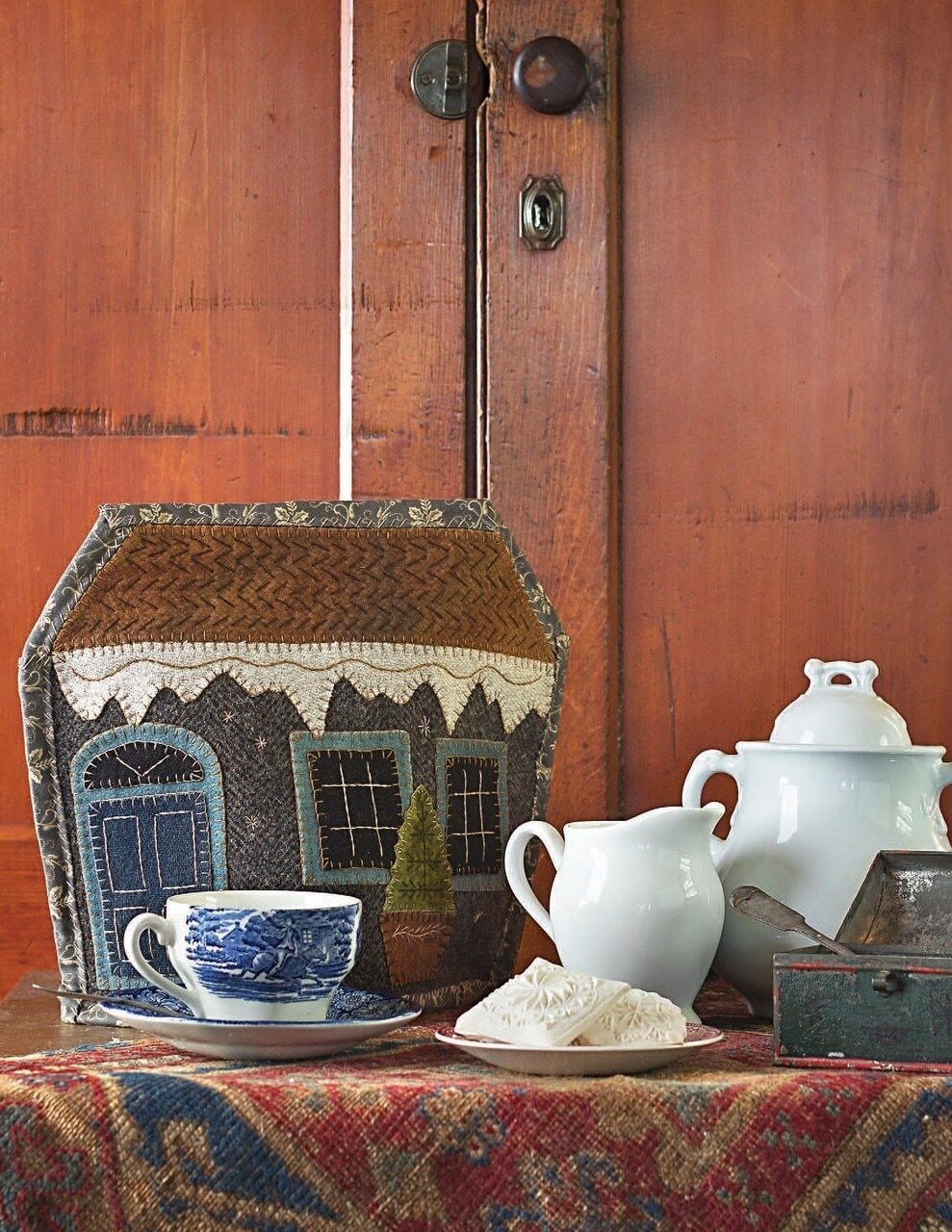 Wool Applique Heirlooms Book