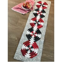 Pineapple Popout Table Runner Pattern