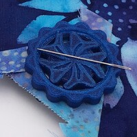 Needle Minder - SAPPHIRE