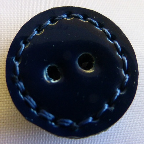 Patent Leather Sewn Button 2.3 cm